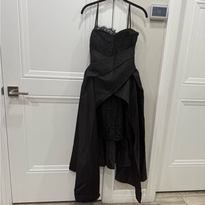 Chic Black Asymmetrical‎ Strapless Dress
